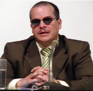 fernando baez 300x294 Héctor Soto o la fase superior de Farruco Sesto: toda la verdad sobre los últimos incidentes dentro del Ministerio de Cultura