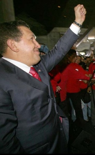 Estreno de Zamora en el Teresa: una telenovela personal chavez en la exposicion fidelvasquez Estreno de Zamora en el Teresa: una telenovela personal