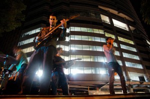 39341 424224238500 527338500 4615280 6210960 n 300x199 Fibonacci versus Festival Nuevas Bandas 2010